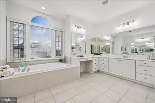 304 Summer Garden Way, Rockville, MD 20850 - Photo 27