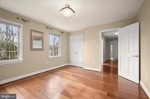 6801 Newbold Dr, Bethesda, MD 20817 - Photo 39