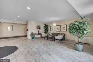 7400 Lakeview Dr, Bethesda, MD 20817 - Photo 25