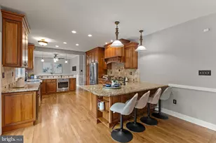 16001 Amina Dr, Burtonsville, MD 20866 - Photo 19