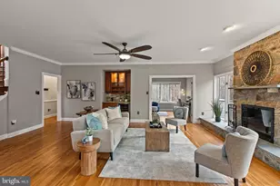 16001 Amina Dr, Burtonsville, MD 20866 - Photo 17