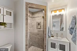 16001 Amina Dr, Burtonsville, MD 20866 - Photo 41