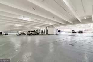 11800 Old Georgetown Rd, North Bethesda, MD 20852 - Photo 23