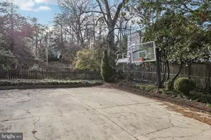 5301 Goldsboro Rd, Bethesda, MD 20817 - Photo 61