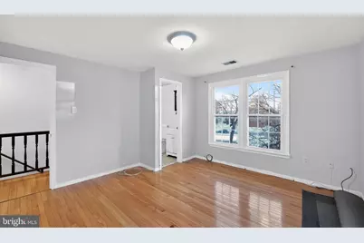 14 Seek Ct, Takoma Park, MD 20912 - Photo 15