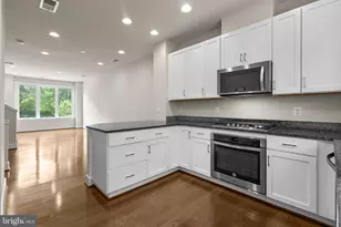 10413 Fernwood Rd, Bethesda, MD 20817 - Photo 9