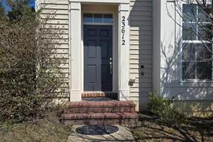 23612 Bennett Chase Dr, Clarksburg, MD 20871 - Photo 3