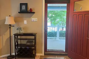 8613 Brandt Pl, Bethesda, MD 20814 - Photo 3