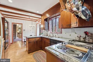 11610 Beall Mountain Rd, Potomac, MD 20854 - Photo 9