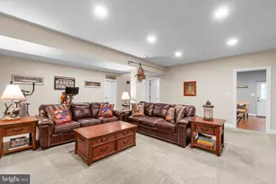 22505 Fitzgerald Dr, Laytonsville, MD 20882 - Photo 37