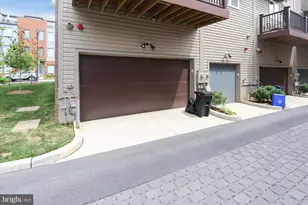 8060 Red Hook St, Rockville, MD 20855 - Photo 17