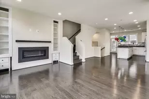 8060 Red Hook St, Rockville, MD 20855 - Photo 9