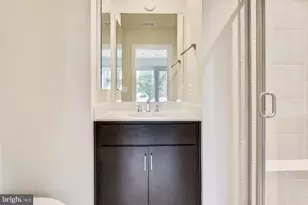 8060 Red Hook St, Rockville, MD 20855 - Photo 13