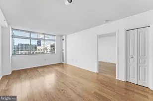 7111 Woodmont Ave, Bethesda, MD 20815 - Photo 11