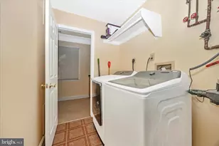 10134 Sterling Terrace, Rockville, MD 20850 - Photo 27