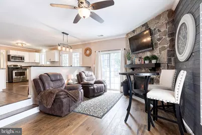 18425 Snowberry Way, Olney, MD 20832 - Photo 13