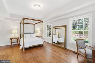 10033 Chartwell Manor, Potomac, MD 20854 - Photo 9