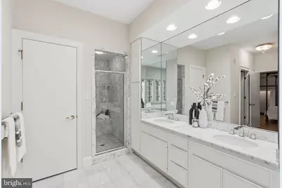 10033 Chartwell Manor, Potomac, MD 20854 - Photo 11