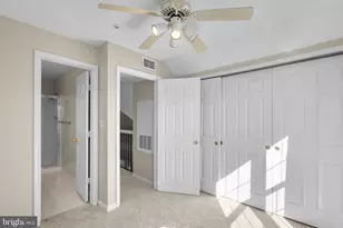 909 Hillside Lake Terrace, Gaithersburg, MD 20878 - Photo 23