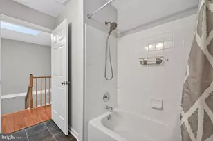 13524 Hayworth Dr, Potomac, MD 20854 - Photo 25