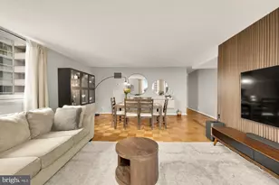 4601 N Park Ave, Chevy Chase, MD 20815 - Photo 3