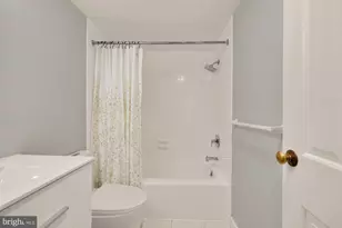 4601 N Park Ave, Chevy Chase, MD 20815 - Photo 11