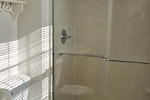 10129 Peanut Mill Dr, Gaithersburg, MD 20882 - Photo 15