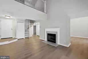 7 Pickering Ct, Germantown, MD 20874 - Photo 3