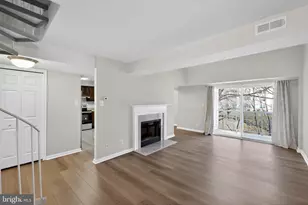 7 Pickering Ct, Germantown, MD 20874 - Photo 5