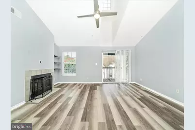 9907 Boysenberry Way #110-42, Gaithersburg, MD 20879 - Photo 7