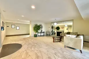 10300 Westlake Dr, Bethesda, MD 20817 - Photo 17