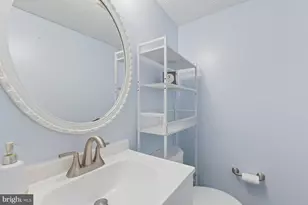 1401 Elm Grove Cir, Silver Spring, MD 20905 - Photo 11