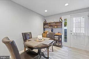 1401 Elm Grove Cir, Silver Spring, MD 20905 - Photo 9