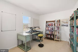 5700 Lake Christopher Dr, Rockville, MD 20855 - Photo 31