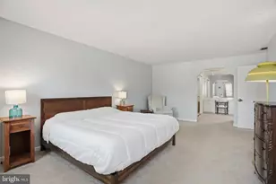 5700 Lake Christopher Dr, Rockville, MD 20855 - Photo 27