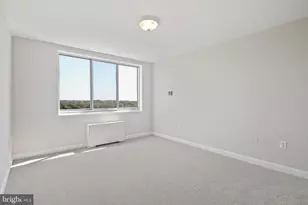 10401 Grosvenor Pl, Rockville, MD 20852 - Photo 59