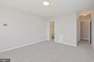 10401 Grosvenor Pl, Rockville, MD 20852 - Photo 63