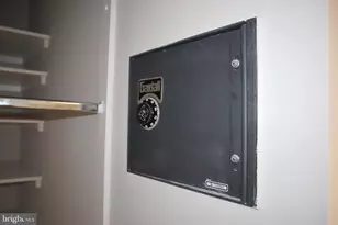 10401 Grosvenor Pl, Rockville, MD 20852 - Photo 51