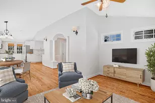 5215 Roosevelt St, Bethesda, MD 20814 - Photo 9