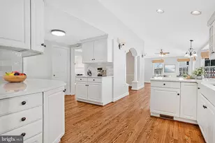 5215 Roosevelt St, Bethesda, MD 20814 - Photo 11