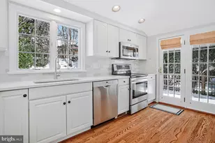 5215 Roosevelt St, Bethesda, MD 20814 - Photo 15