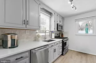 412 Silver Rock Rd, Rockville, MD 20851 - Photo 9