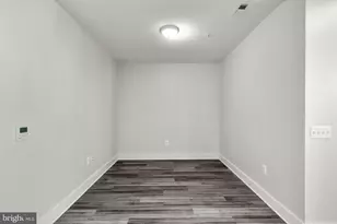 19520 Village Walk Dr, Montgomery Village, MD 20886 - Photo 9