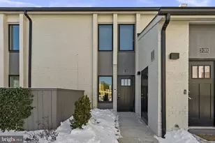 19520 Village Walk Dr, Montgomery Village, MD 20886 - Photo 25