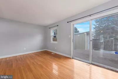 17610 Larchmont Terrace, Gaithersburg, MD 20877 - Photo 5