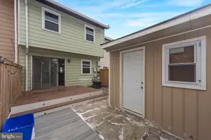 17610 Larchmont Terrace, Gaithersburg, MD 20877 - Photo 29