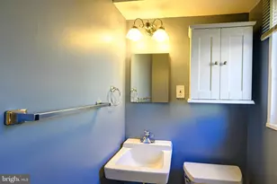 9848 Hollow Glen Pl, Silver Spring, MD 20910 - Photo 9