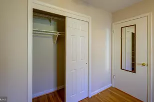 9848 Hollow Glen Pl, Silver Spring, MD 20910 - Photo 25