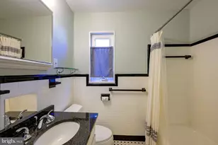 9848 Hollow Glen Pl, Silver Spring, MD 20910 - Photo 27