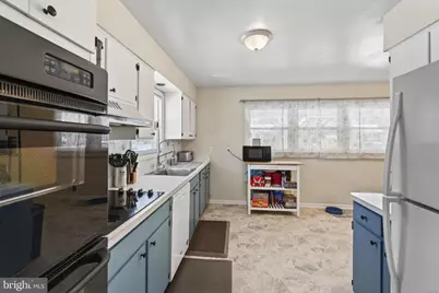 13832 Dowlais Drive, Rockville, MD 20853 - Photo 17